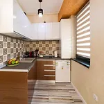 Appartement Building Stefan Mamaia